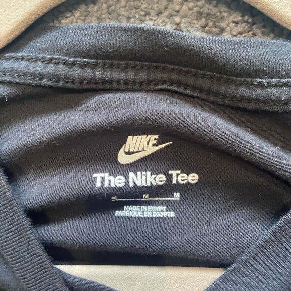 Nike Tee - Picture 3 of 3